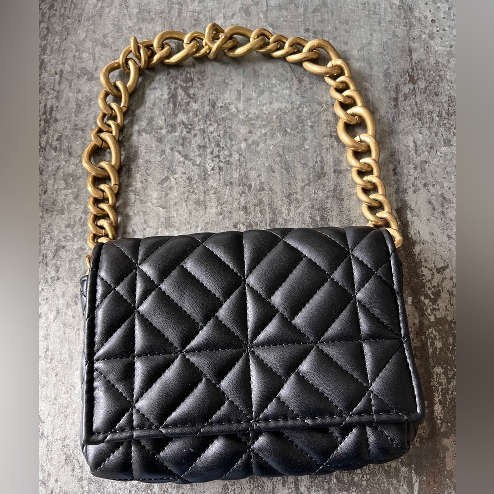 Zara quilted heavy gold chained bag